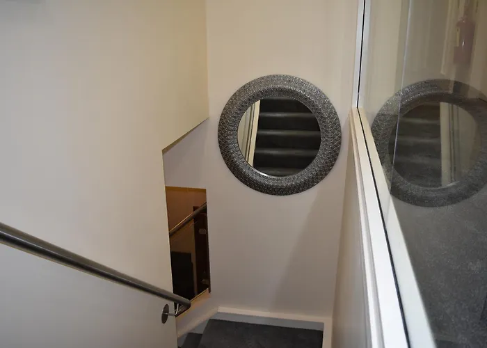 Round Tower Hotel Hotel